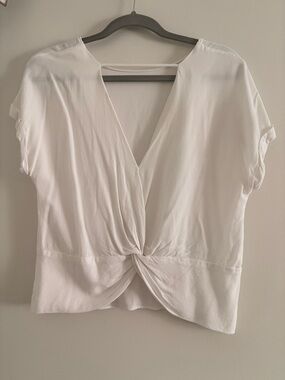 Dynamite White Twist-Back Blouse